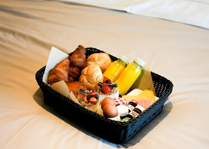 The Bed & Wellness Oisterwijk Sauna, Jacuzzi, Luxury Lodge Moergestel