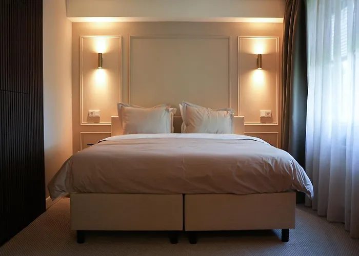 The Bed & Wellness Oisterwijk Sauna, Jacuzzi, Luxury * Moergestel